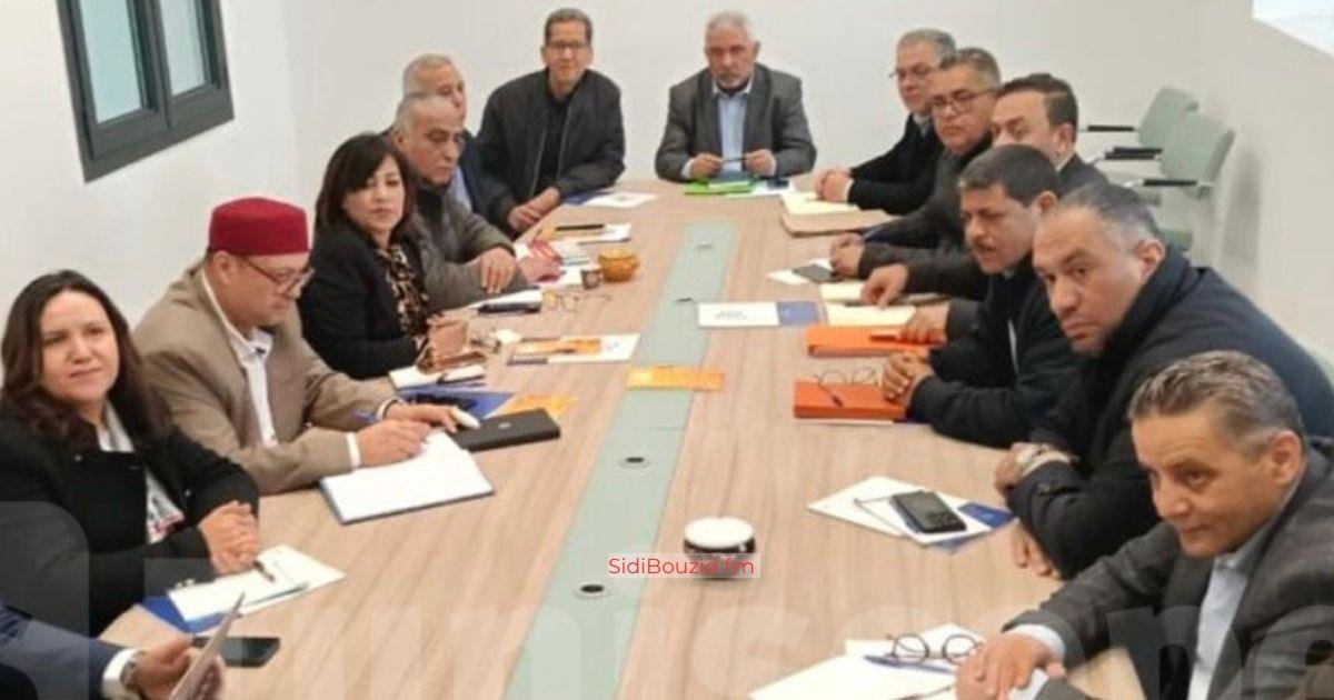 عاجل : أول اجتماع لمكتب اتحاد الشغل الجديد: المنحة تتوقف والأمين العام يبيع الكرهبة